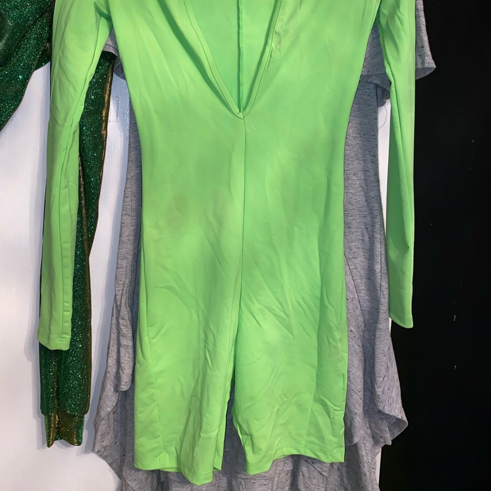 Fashion nova V cut romper